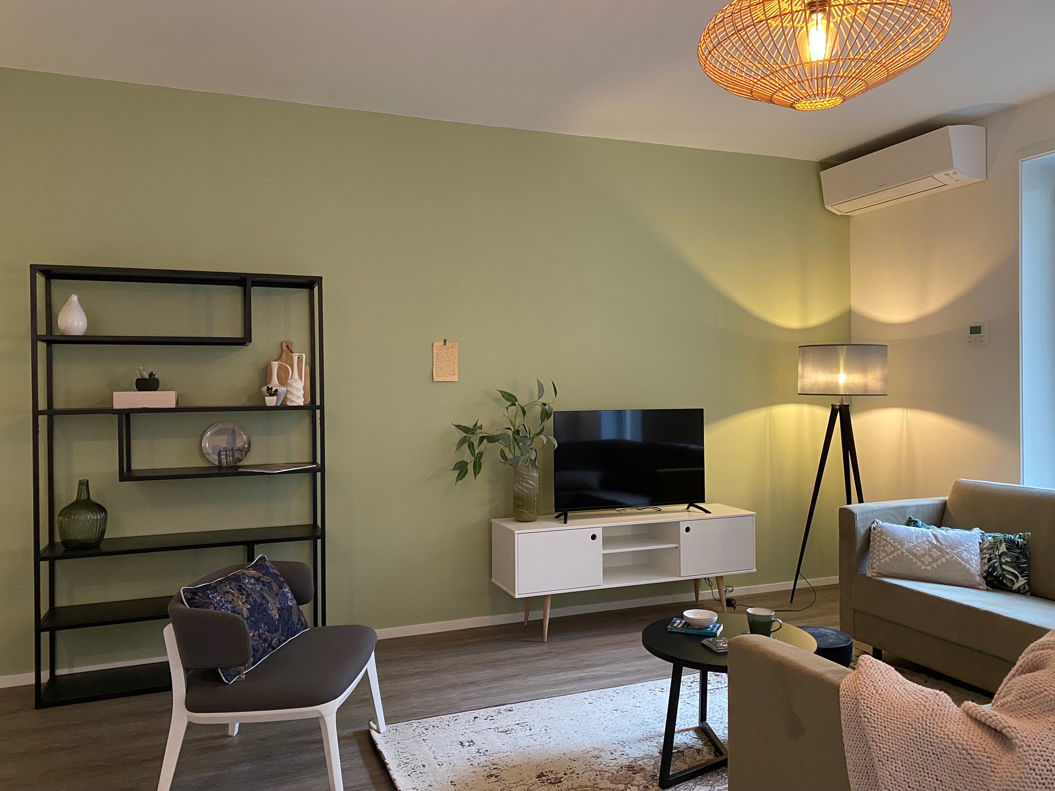 Gemeubileerd interieur van Nieuwe Boteringestraat 23 in Groningen